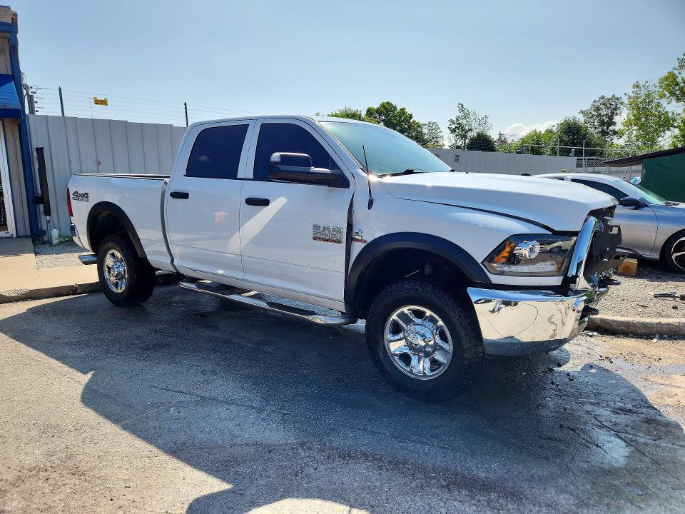 Продаж на аукціоні авто 2017 Ram 2500, vin: 3C6UR5CLXHG610545, номер лоту: 58835046