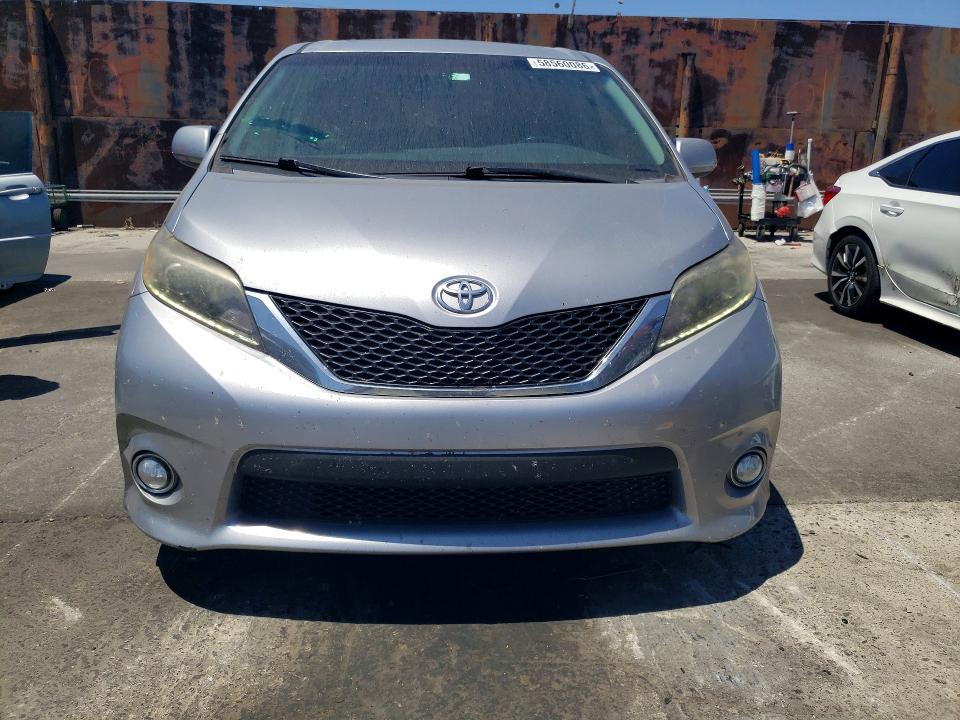 Aukcja sprzedaży 2017 Toyota Sienna, vin: 5TDXZ3DC5HS840598, numer aukcji: 58560086