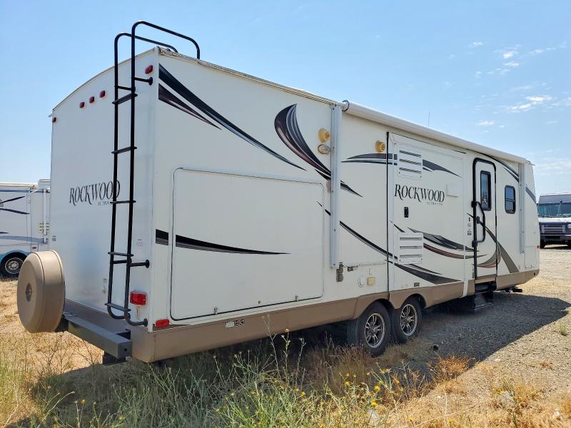 Продажа на аукционе авто 2015 Forest River Rockwood, vin: 4X4TRLB22FZ136048, номер лота: 57993706