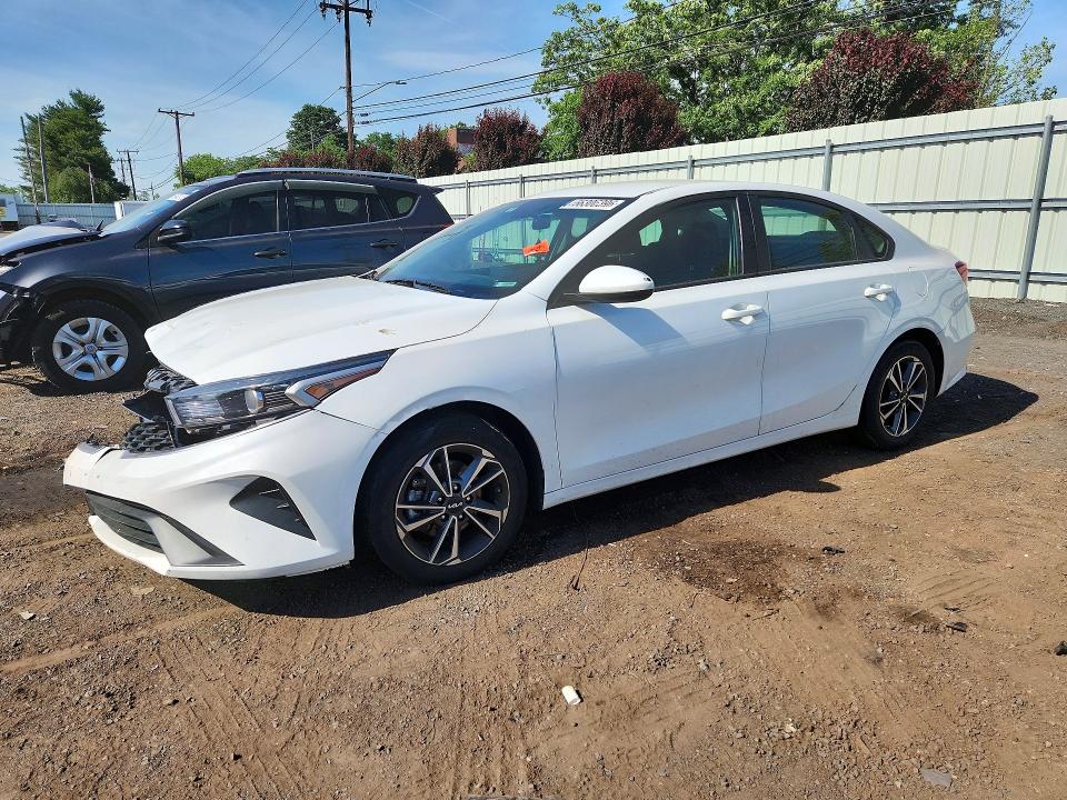 2024 Kia Forte მანქანა იყიდება აუქციონზე, vin: 3KPF24AD8RE753731, აუქციონის ნომერი: 56306396