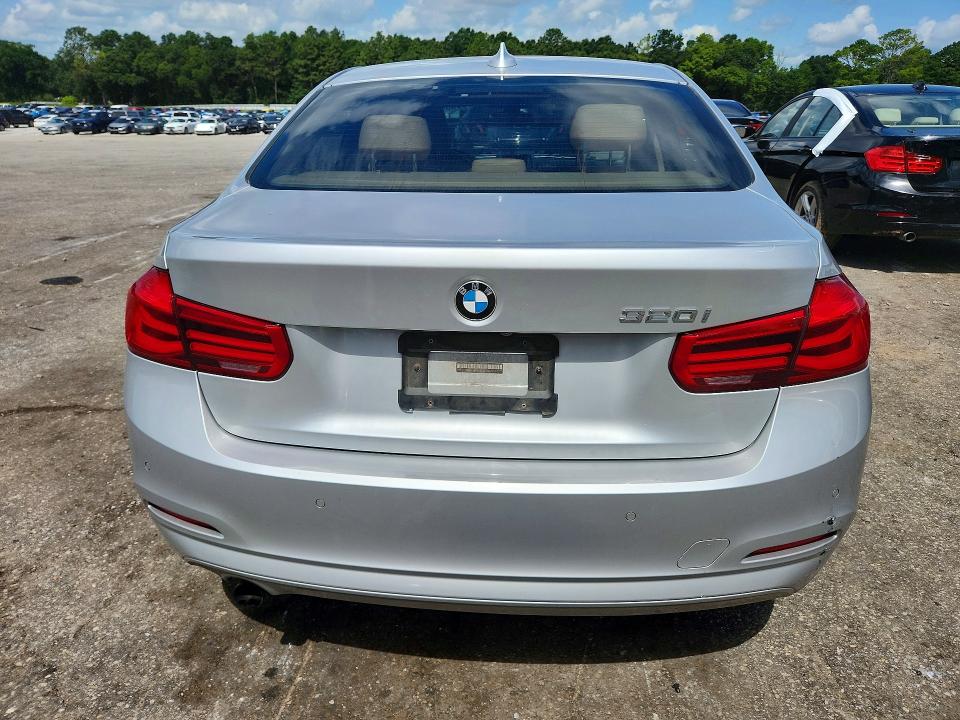 Продаж на аукціоні авто 2016 Bmw 320, vin: WBA8E1G52GNT34021, номер лоту: 58884316