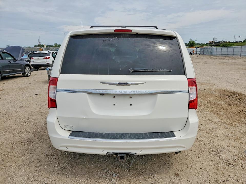 57336066 :رقم المزاد ، 2A4RR8DG4BR676151 vin ، 2011 Chrysler Town & Country مزاد بيع