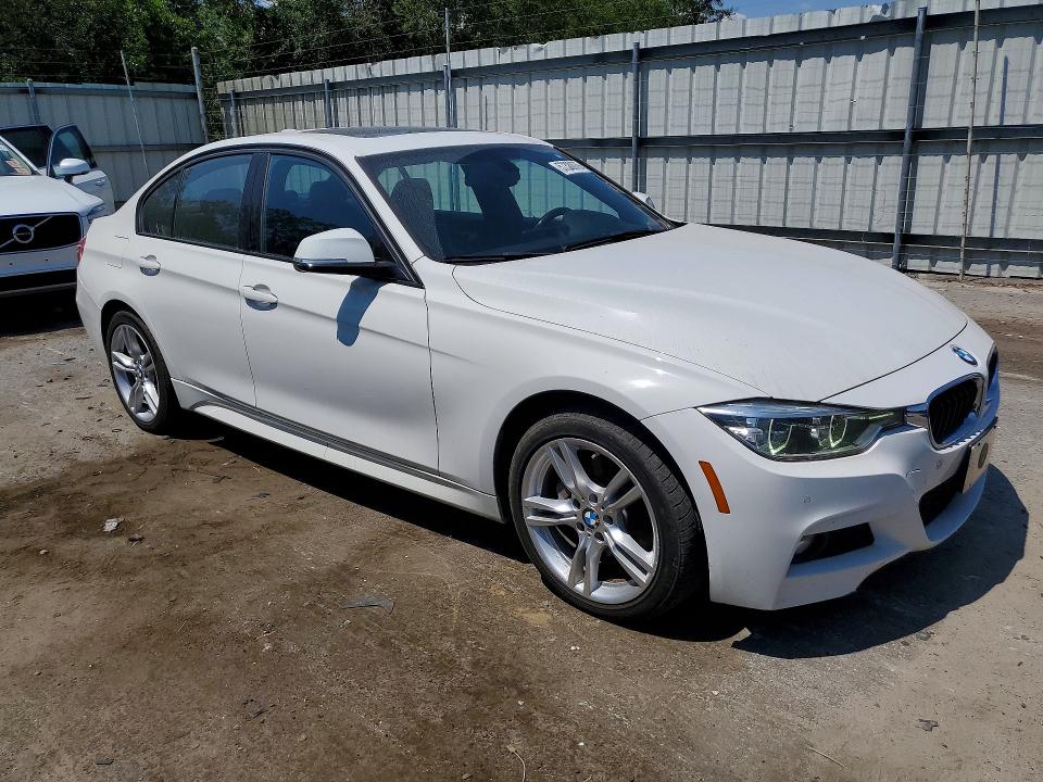 57320076 :رقم المزاد ، WBA8D9C34HA004413 vin ، 2017 Bmw 330 مزاد بيع