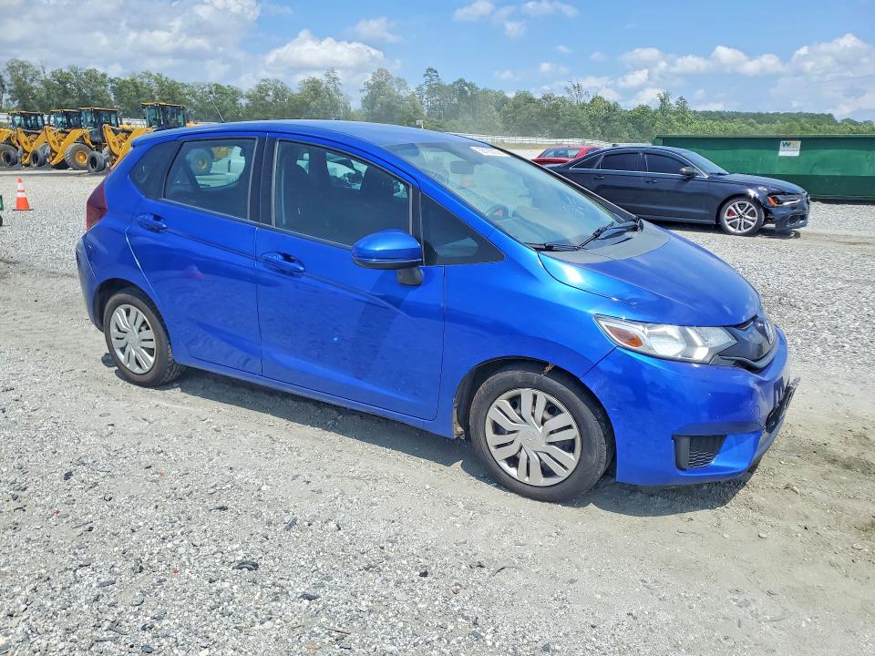 58105036 :رقم المزاد ، 3HGGK5G5XFM762007 vin ، 2015 Honda Fit مزاد بيع