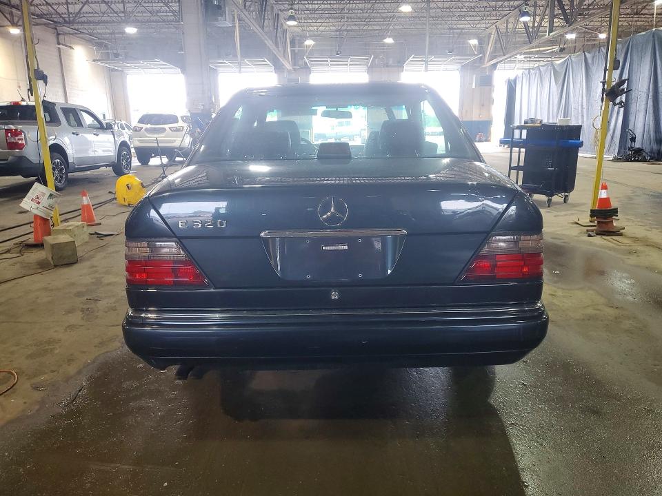 Продажа на аукционе авто 1995 Mercedes-benz E, vin: WDBEA32EXSC258779, номер лота: 55945836
