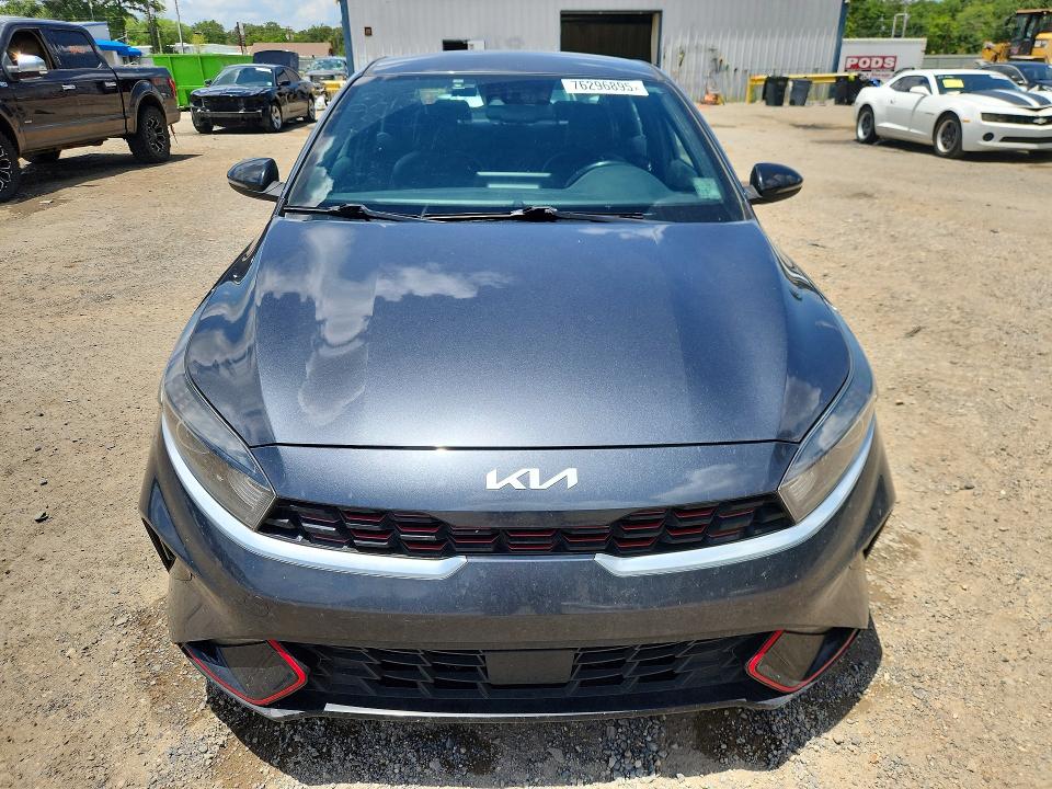 2022 Kia Forte მანქანა იყიდება აუქციონზე, vin: 3KPF54AD7NE449758, აუქციონის ნომერი: 76296895