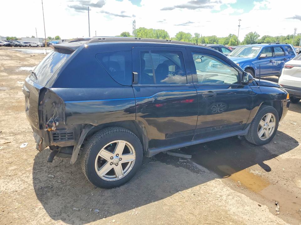 57467446 :رقم المزاد ، 1J8FF47W27D180099 vin ، 2007 Jeep Compass مزاد بيع