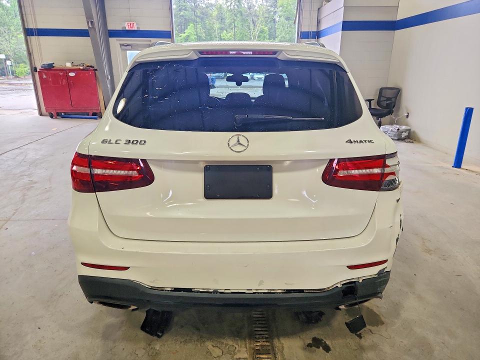 58519236 :رقم المزاد ، WDC0G4KB8HF238151 vin ، 2017 Mercedes-benz Glc مزاد بيع
