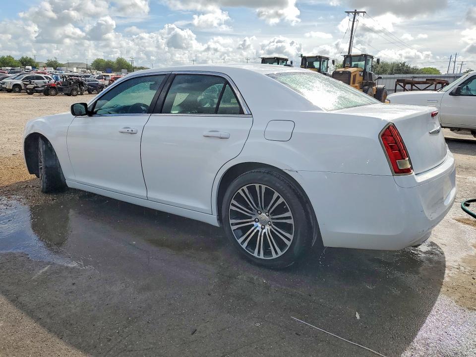 Продаж на аукціоні авто 2013 Chrysler 300, vin: 2C3CCABG1DH643855, номер лоту: 56285496