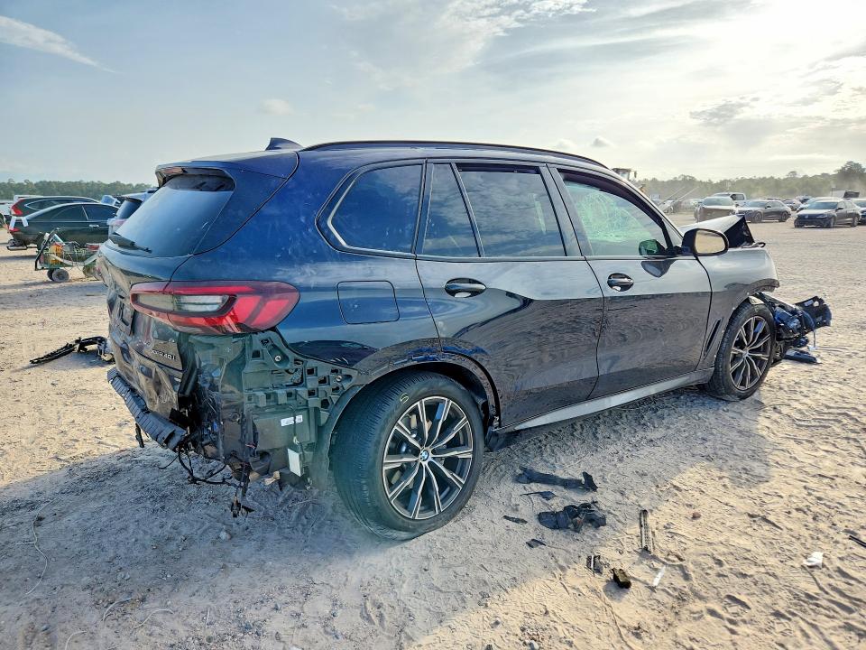59015506 :رقم المزاد ، 5UXCR6C03N9M33346 vin ، 2022 Bmw X5 مزاد بيع