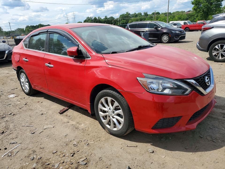 54097496 :رقم المزاد ، 3N1AB7AP0JY205301 vin ، 2018 Nissan Sentra مزاد بيع