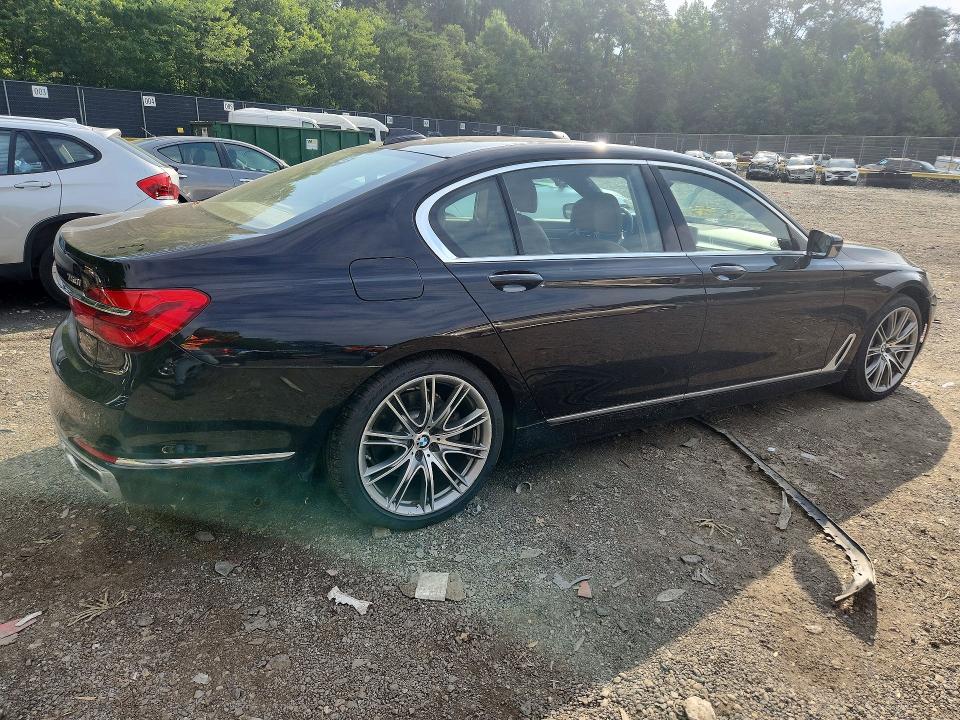 58247056 :رقم المزاد ، WBA7F2C54HG422224 vin ، 2017 Bmw 750 مزاد بيع