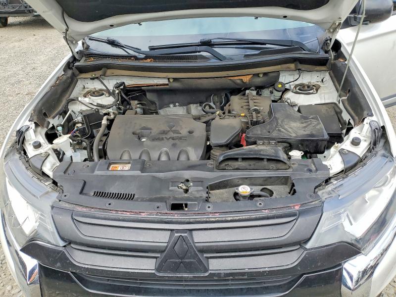 2016 Mitsubishi Outlander მანქანა იყიდება აუქციონზე, vin: JA4AD2A3XGZ000133, აუქციონის ნომერი: 57588826