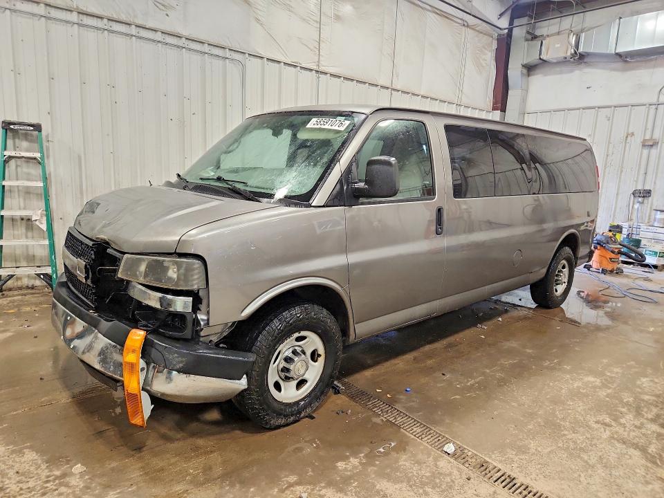 58591076 :رقم المزاد ، 1GAZG1FA4C1199800 vin ، 2012 Chevrolet Express G3500 مزاد بيع