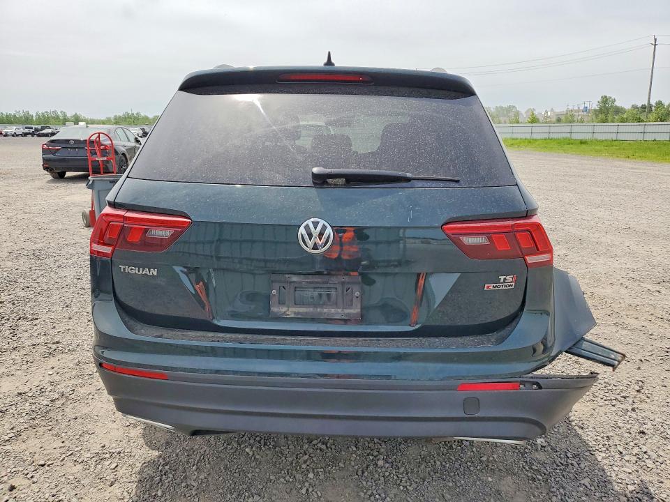 56486726 :رقم المزاد ، 3VV2B7AX0JM012706 vin ، 2018 Volkswagen Tiguan مزاد بيع