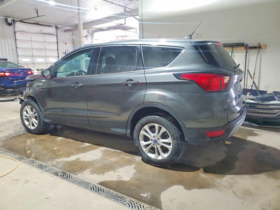 Продажа на аукционе авто 2019 Ford Escape, vin: 1FMCU9GD3KUB96408, номер лота: 57511226
