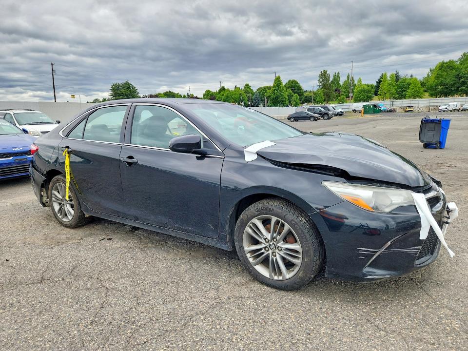 2017 Toyota Camry მანქანა იყიდება აუქციონზე, vin: 4T1BF1FK1HU626775, აუქციონის ნომერი: 58894236