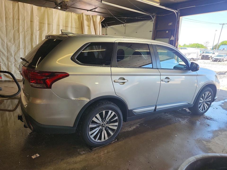 Продаж на аукціоні авто 2019 Mitsubishi Outlander, vin: JA4AZ3A30KZ055576, номер лоту: 55966256