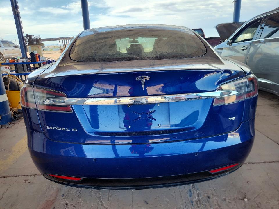2017 Tesla Model S მანქანა იყიდება აუქციონზე, vin: 5YJSA1E14HF189536, აუქციონის ნომერი: 57737406