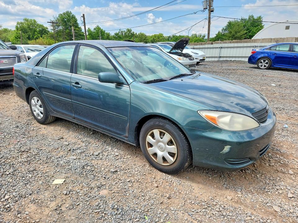 2002 Toyota Camry მანქანა იყიდება აუქციონზე, vin: 4T1BE32K52U511088, აუქციონის ნომერი: 57811416