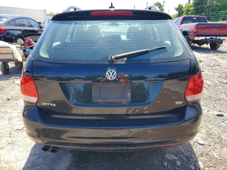 2013 Volkswagen Jetta მანქანა იყიდება აუქციონზე, vin: 3VWPL7AJXDM695318, აუქციონის ნომერი: 57305316