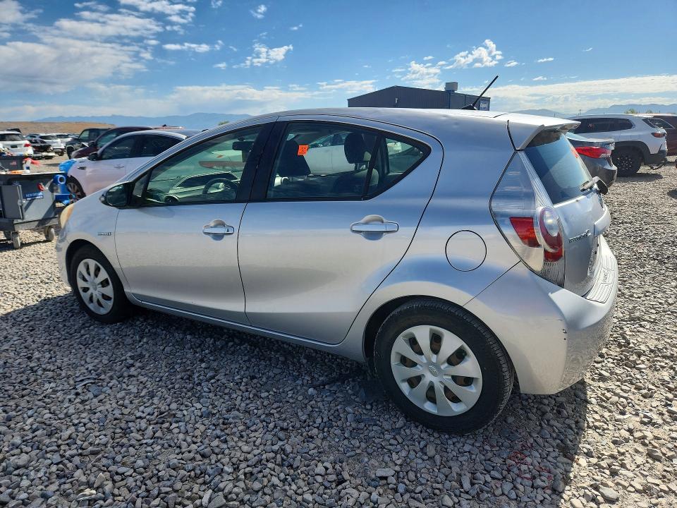 55722856 :رقم المزاد ، JTDKDTB31C1010895 vin ، 2012 Toyota Prius C مزاد بيع