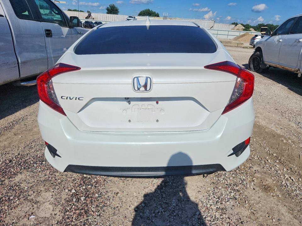 2018 Honda Civc მანქანა იყიდება აუქციონზე, vin: 2HGFC2F72JH557024, აუქციონის ნომერი: 55526836