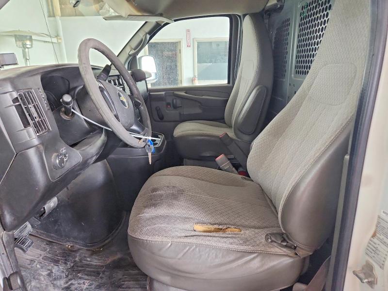 58452146 :رقم المزاد ، 1GCZGFBA7A1163915 vin ، 2010 Chevrolet Express G2500 مزاد بيع