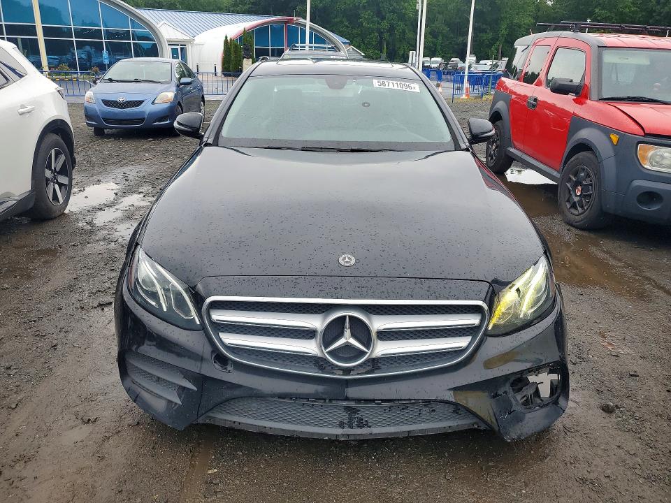 Продаж на аукціоні авто 2018 Mercedes-benz E, vin: WDDZF4JB5JA382640, номер лоту: 58711096
