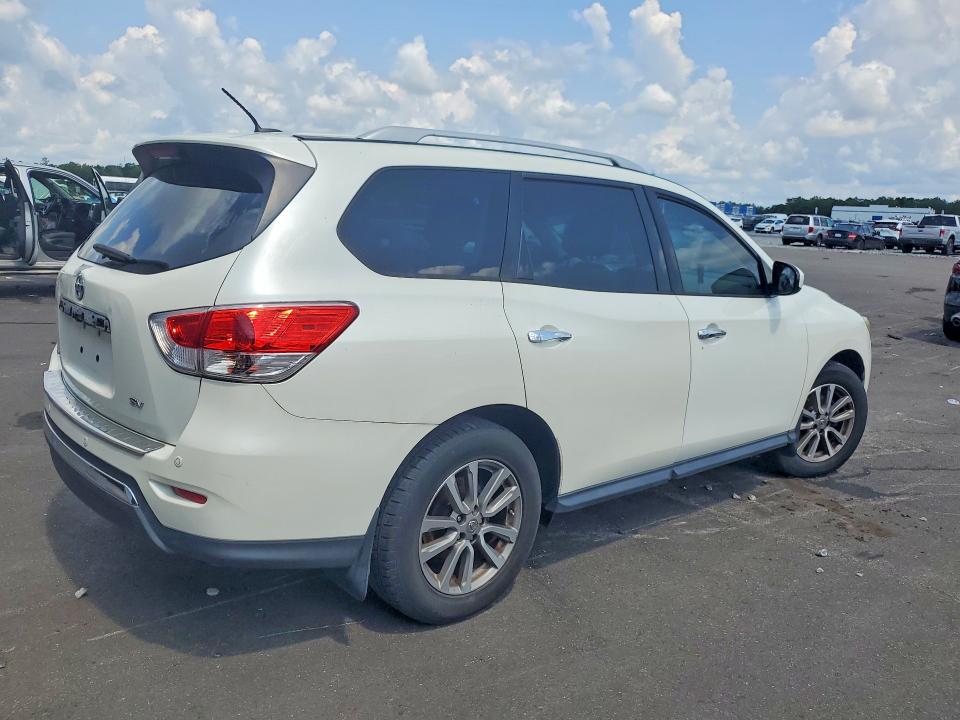 59345666 :رقم المزاد ، 5N1AR2MN9FC701599 vin ، 2015 Nissan Pathfinder مزاد بيع