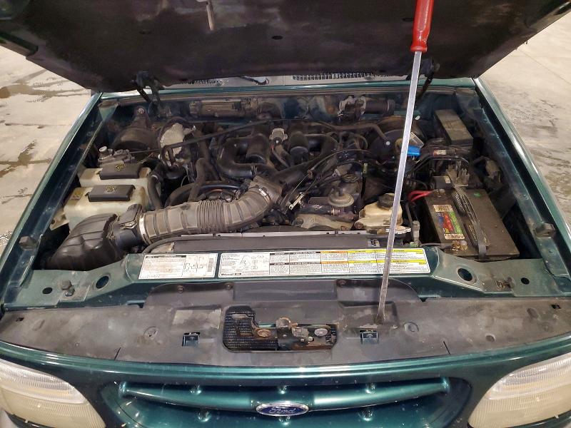 Продажа на аукционе авто 2001 Ford Explorer, vin: 1FMZU73E71ZA80885, номер лота: 57822156