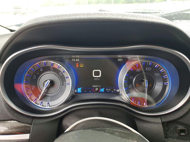2015 Chrysler 300 მანქანა იყიდება აუქციონზე, vin: 2C3CCAAG4FH809032, აუქციონის ნომერი: 55123066