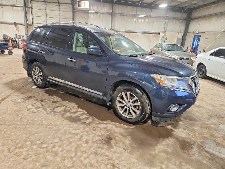 2015 Nissan Pathfinder მანქანა იყიდება აუქციონზე, vin: 5N1AR2MM0FC720050, აუქციონის ნომერი: 56271896
