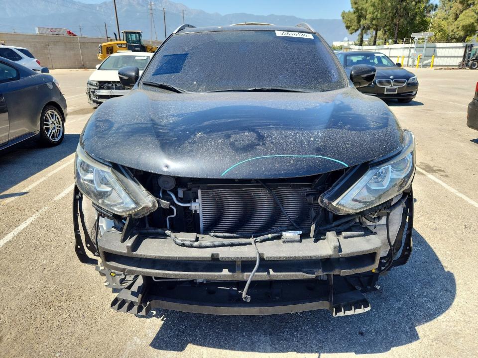 Продажа на аукционе авто 2018 Nissan Rogue Sport, vin: JN1BJ1CP7JW105978, номер лота: 55616436