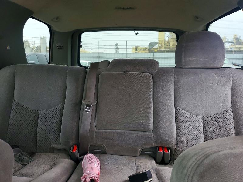 57088846 :رقم المزاد ، 1GNEC13T45R243006 vin ، 2005 Chevrolet Tahoe مزاد بيع