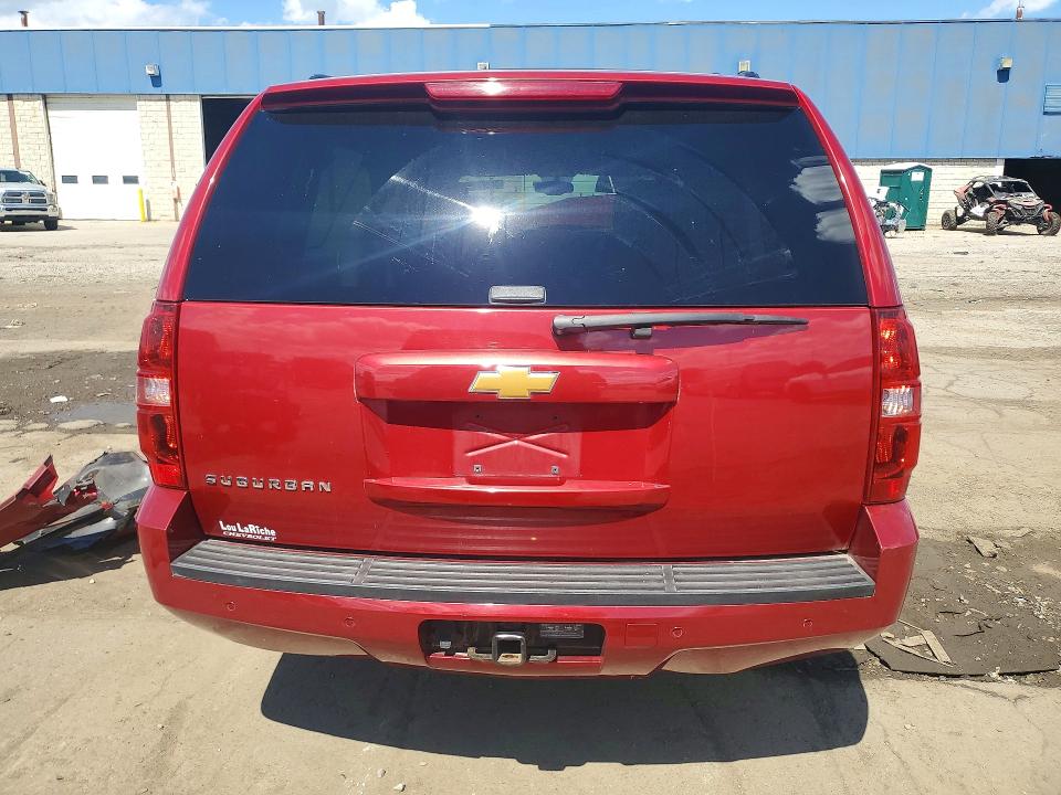 2013 Chevrolet Suburban მანქანა იყიდება აუქციონზე, vin: 1GNSKJE75DR144487, აუქციონის ნომერი: 58123756