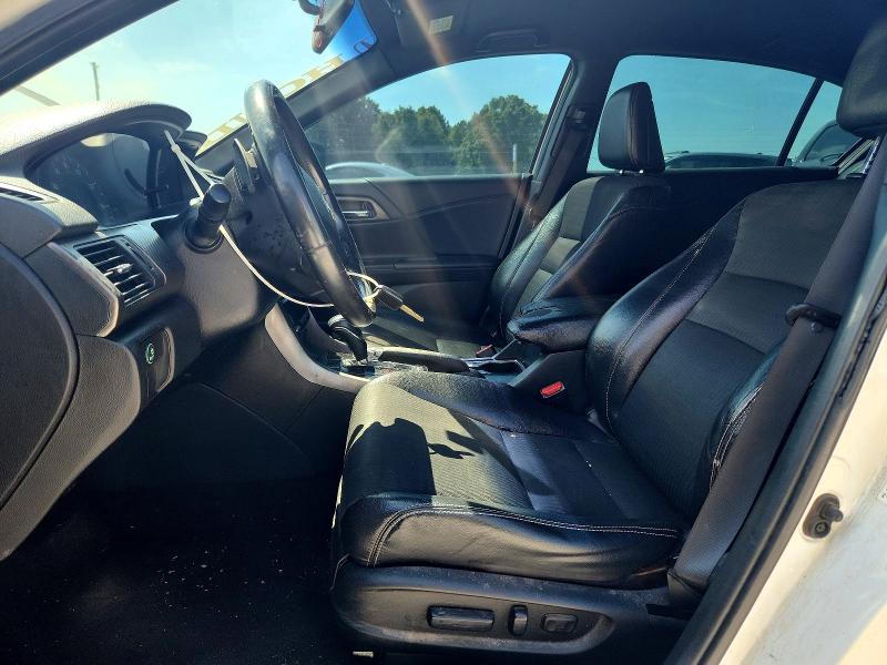 55751436 :رقم المزاد ، 1HGCR2F54GA037933 vin ، 2016 Honda Accord مزاد بيع