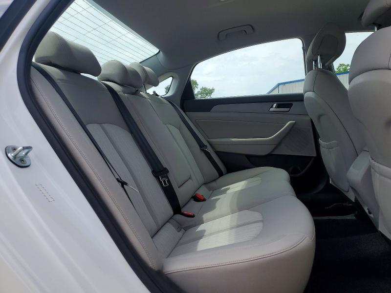 2016 Hyundai Sonata Hybrid მანქანა იყიდება აუქციონზე, vin: KMHE24L14GA040691, აუქციონის ნომერი: 57261036