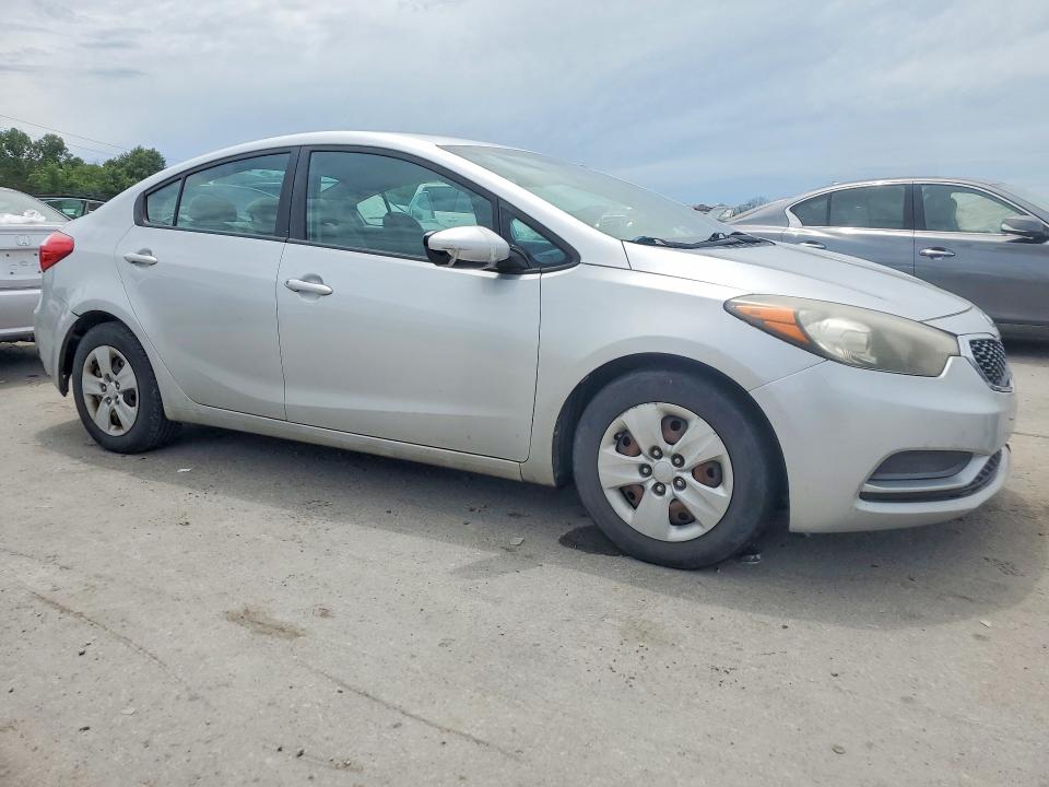 57428876 :رقم المزاد ، KNAFK4A69F5436255 vin ، 2015 Kia Forte مزاد بيع