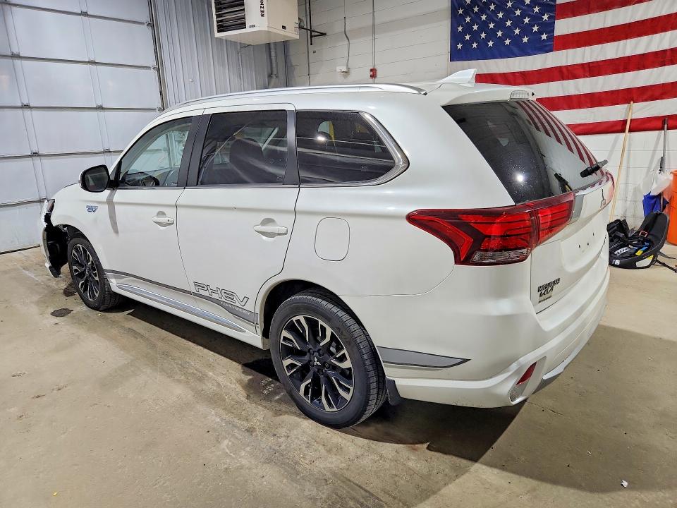55894106 :رقم المزاد ، JA4J24A59JZ032114 vin ، 2018 Mitsubishi Outlander مزاد بيع