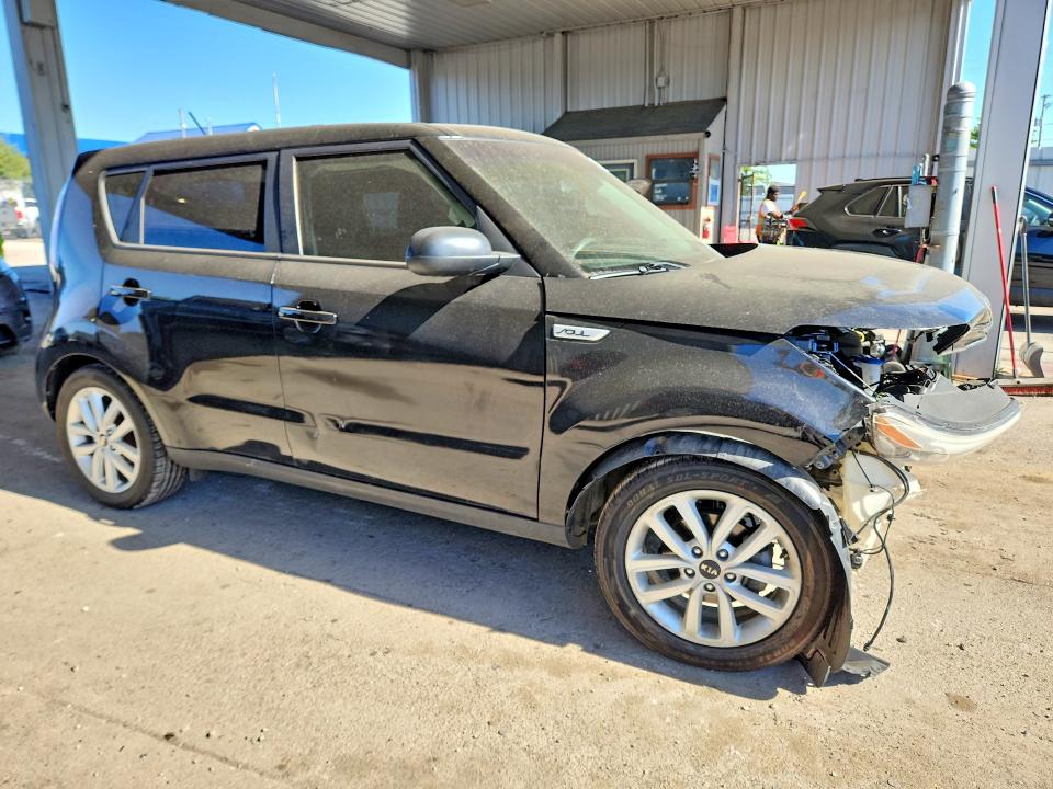 2018 Kia Soul მანქანა იყიდება აუქციონზე, vin: KNDJP3A50J7610176, აუქციონის ნომერი: 55608666