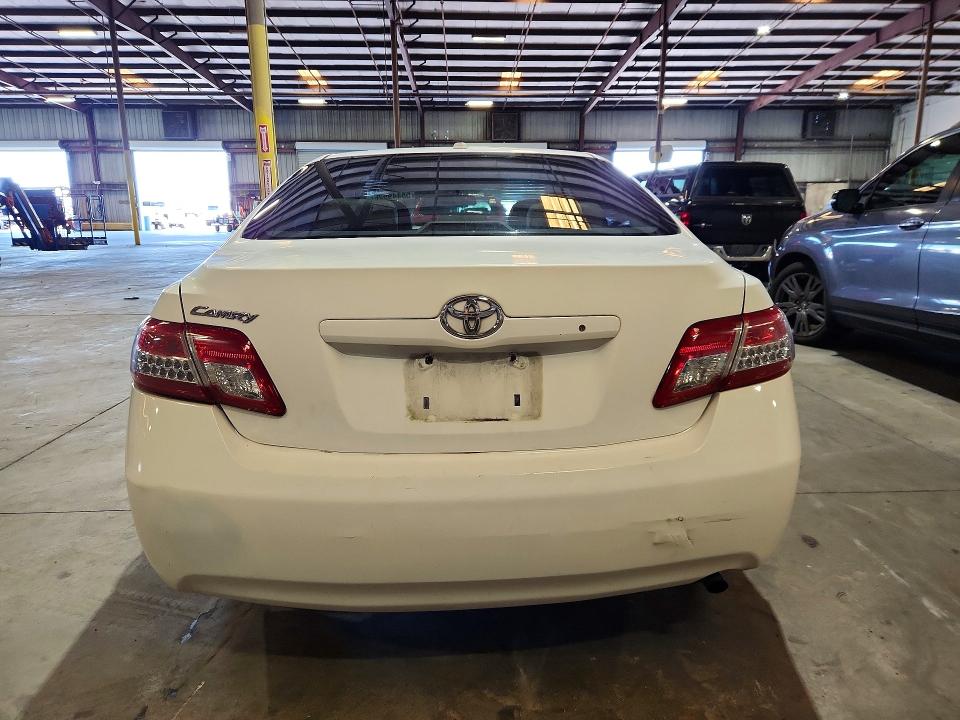 2011 Toyota Camry მანქანა იყიდება აუქციონზე, vin: 4T1BF3EK1BU667640, აუქციონის ნომერი: 58449526