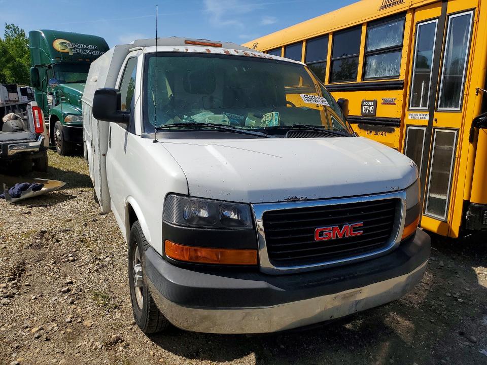 55850756 :رقم المزاد ، 1GDHG31U271253922 vin ، 2007 Gmc Savana مزاد بيع