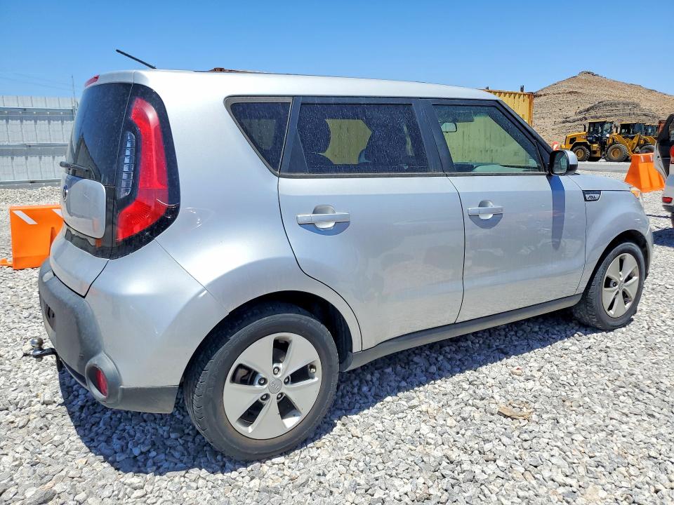 58520196 :رقم المزاد ، KNDJN2A28F7811238 vin ، 2015 Kia Soul مزاد بيع