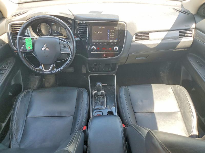 2020 Mitsubishi Outlander მანქანა იყიდება აუქციონზე, vin: JA4AZ3A32LZ031460, აუქციონის ნომერი: 55212726