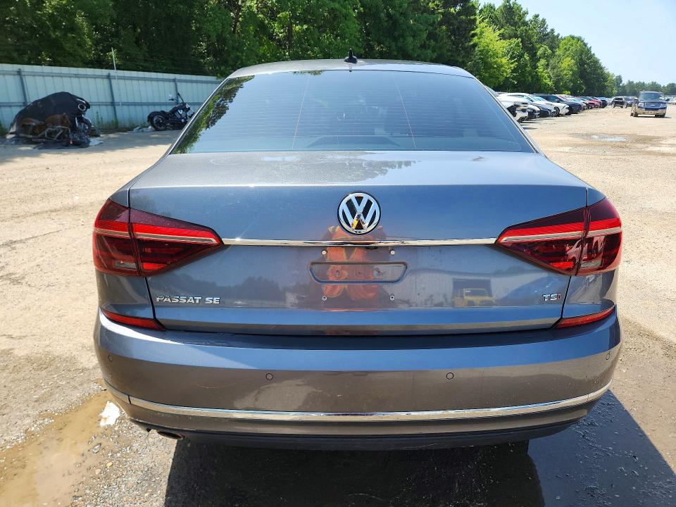 Продажа на аукционе авто 2018 Volkswagen Passat, vin: 1VWBA7A30JC002240, номер лота: 58882706