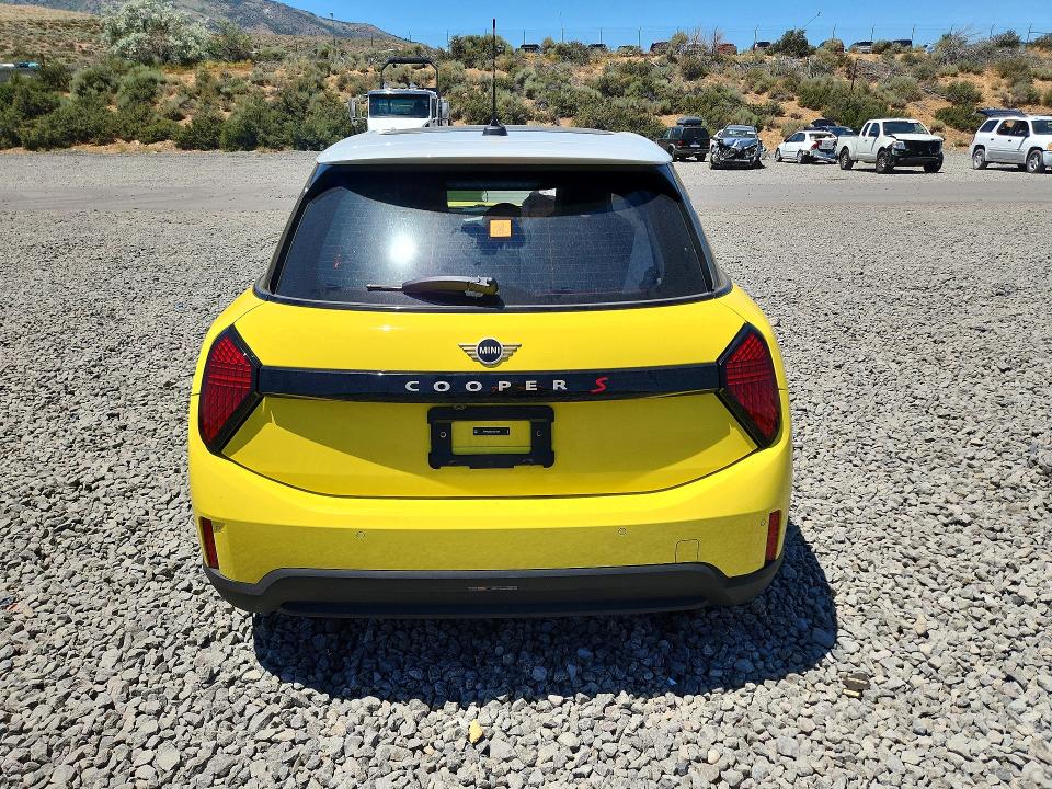 Продажа на аукционе авто 2025 Mini Cooper, vin: WMW53GD07S2X13854, номер лота: 57528566