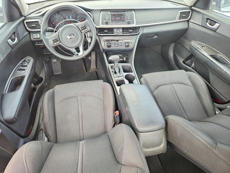 2017 Kia Optima მანქანა იყიდება აუქციონზე, vin: 5XXGT4L32HG148633, აუქციონის ნომერი: 56796466