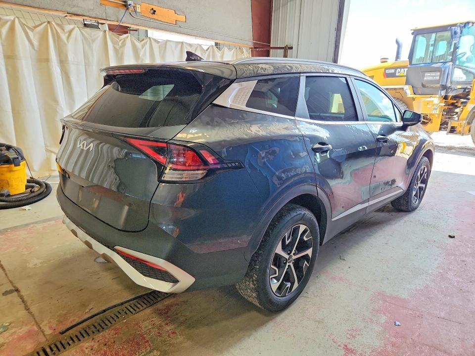 2023 Kia Sportage მანქანა იყიდება აუქციონზე, vin: KNDPVCAG1P7093061, აუქციონის ნომერი: 59142786