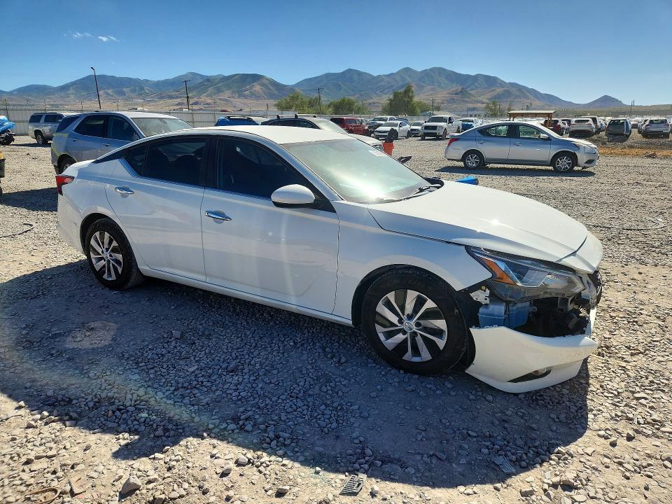 Продажа на аукционе авто 2019 Nissan Altima, vin: 1N4BL4BV2KC242635, номер лота: 56690986